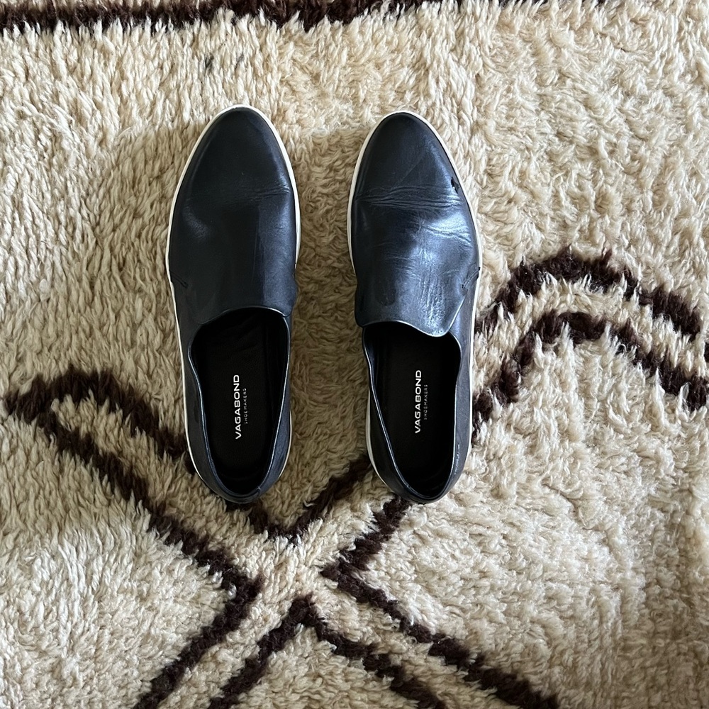 Vagabond slide sneakers. Size 39.